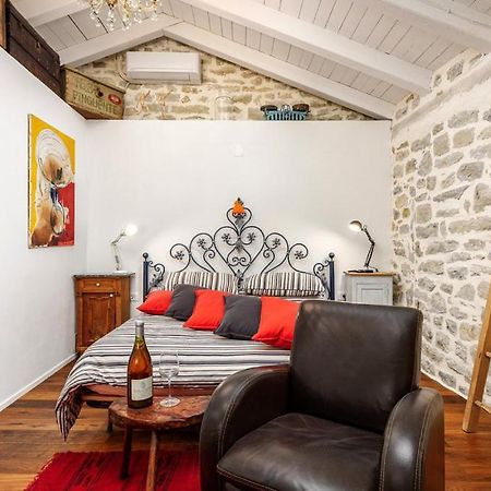 Ema Apartment Buzet Bagian luar foto