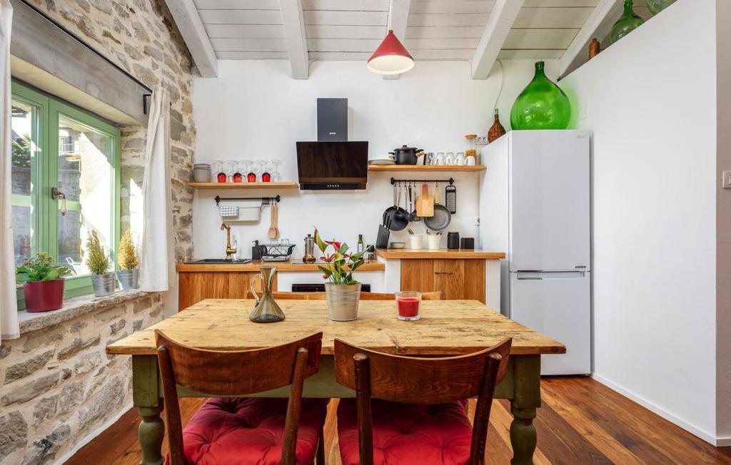 Ema Apartment Buzet Bagian luar foto
